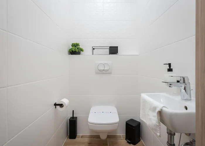 Westside River * Budapesta